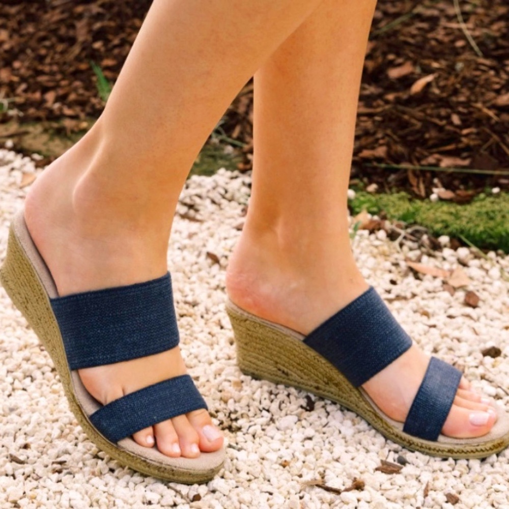 Charleston Shoe espadrille wedge